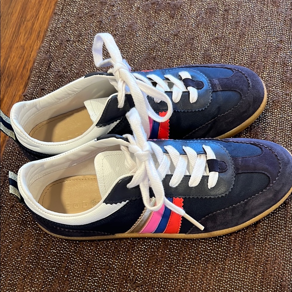 Boden Erin Retro Women's Sneakers - Navy, Pink, Red
